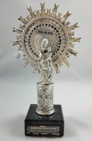 Virgen del Pilar en resina con baño de plata